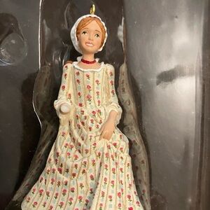 2004 Hallmark Keepsake Ornament American Girls Collection,  Felicity Merriman.